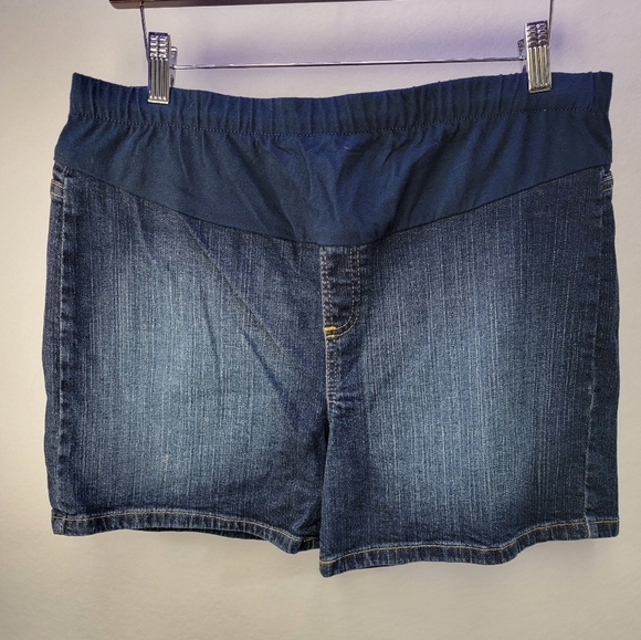 Oh Baby by Motherhood Pants - Oh Baby by Motherhood Maternity Jean Shorts Size Large